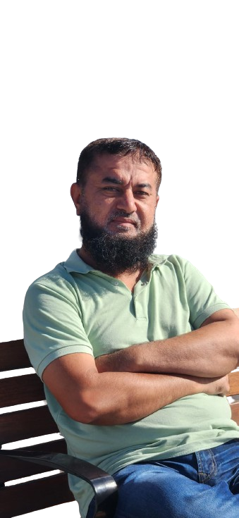 Umar_Farooq-InfrastrcutureArchitect-AboutUs-removebg-preview